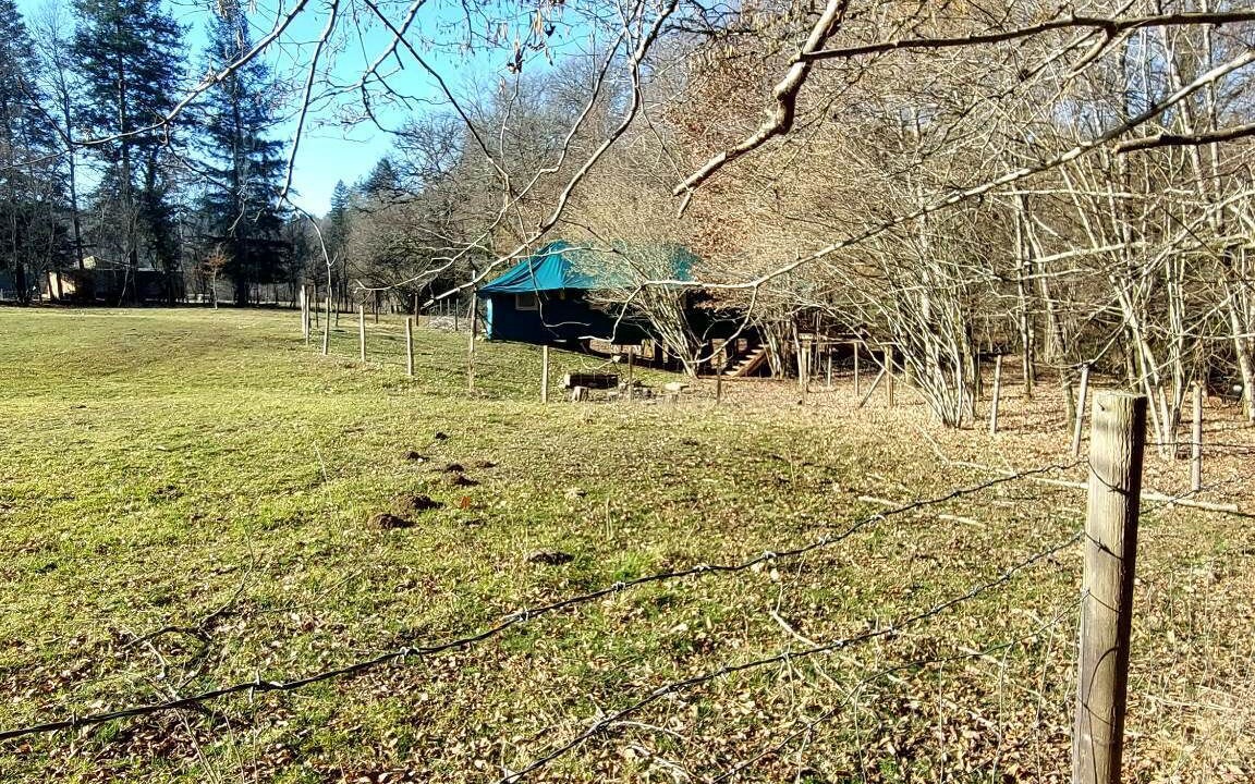 Photo of Outdoor in Saint-Eloy-les-Tuileries