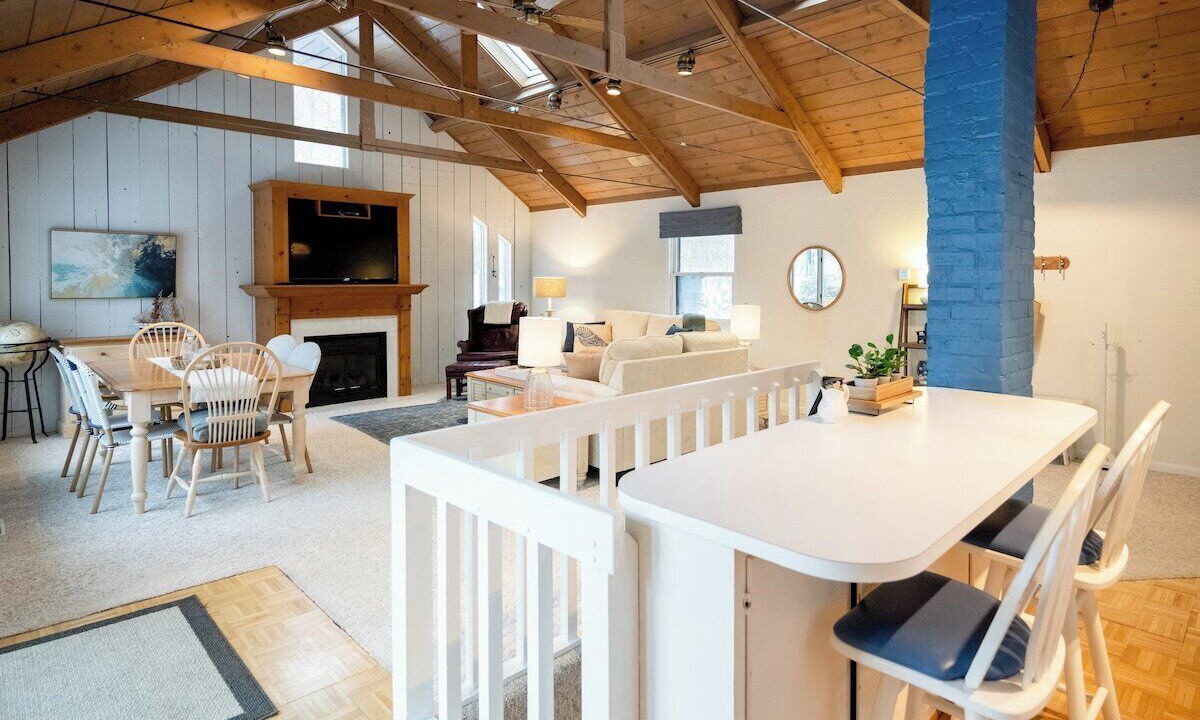Photo of Livingroom in Port Sheldon Township