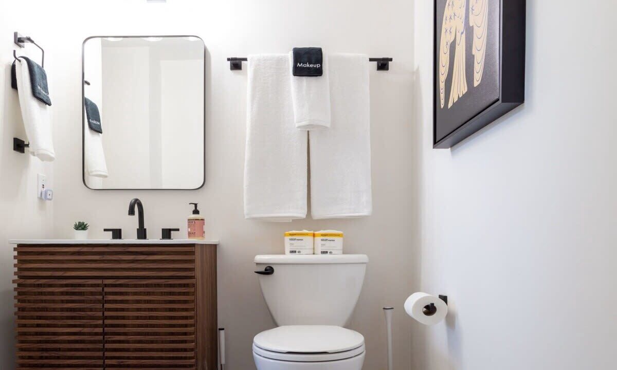 Photo of Bathroom in LaSalle Park