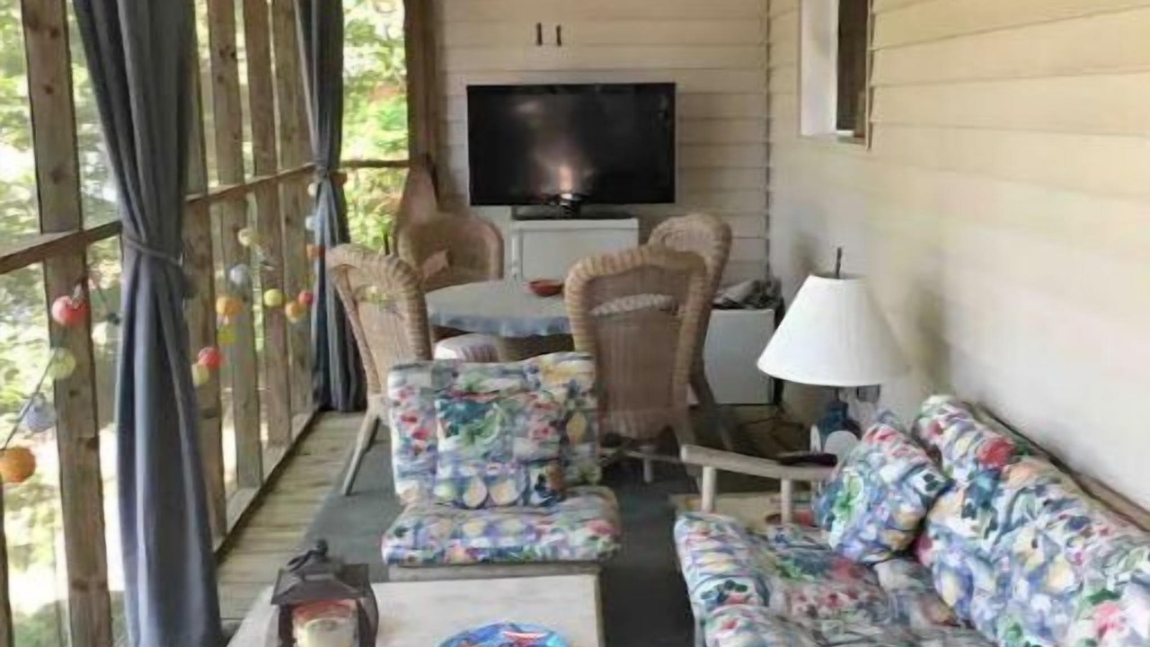 Photo of Livingroom in New London