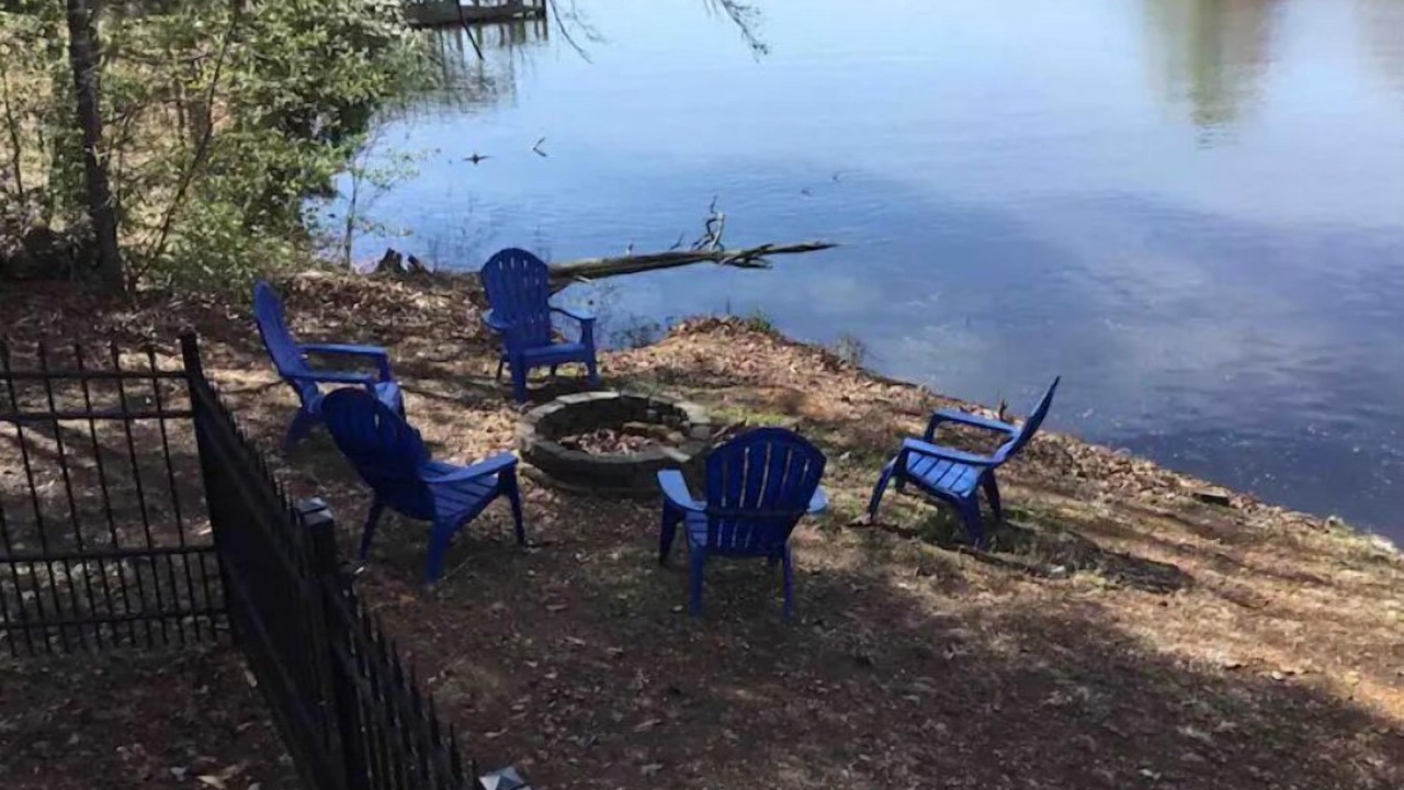 Photo of Outdoor in New London