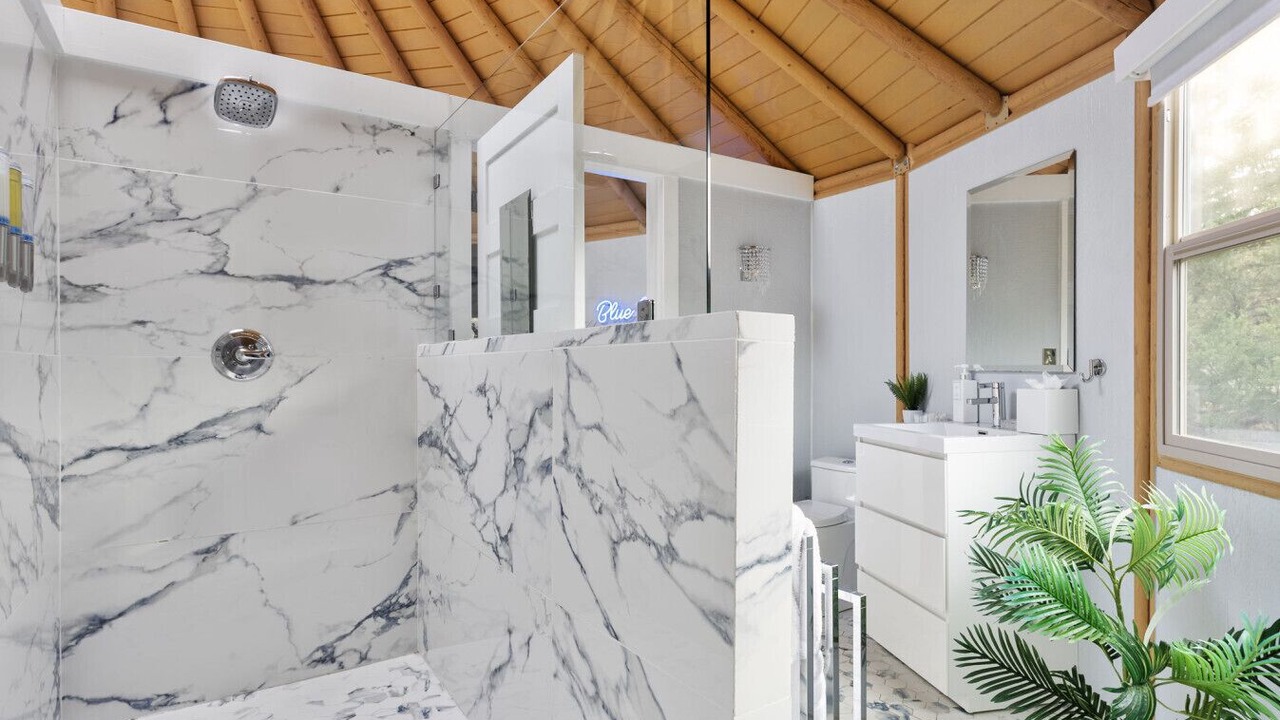 Photo of Bathroom in Myra