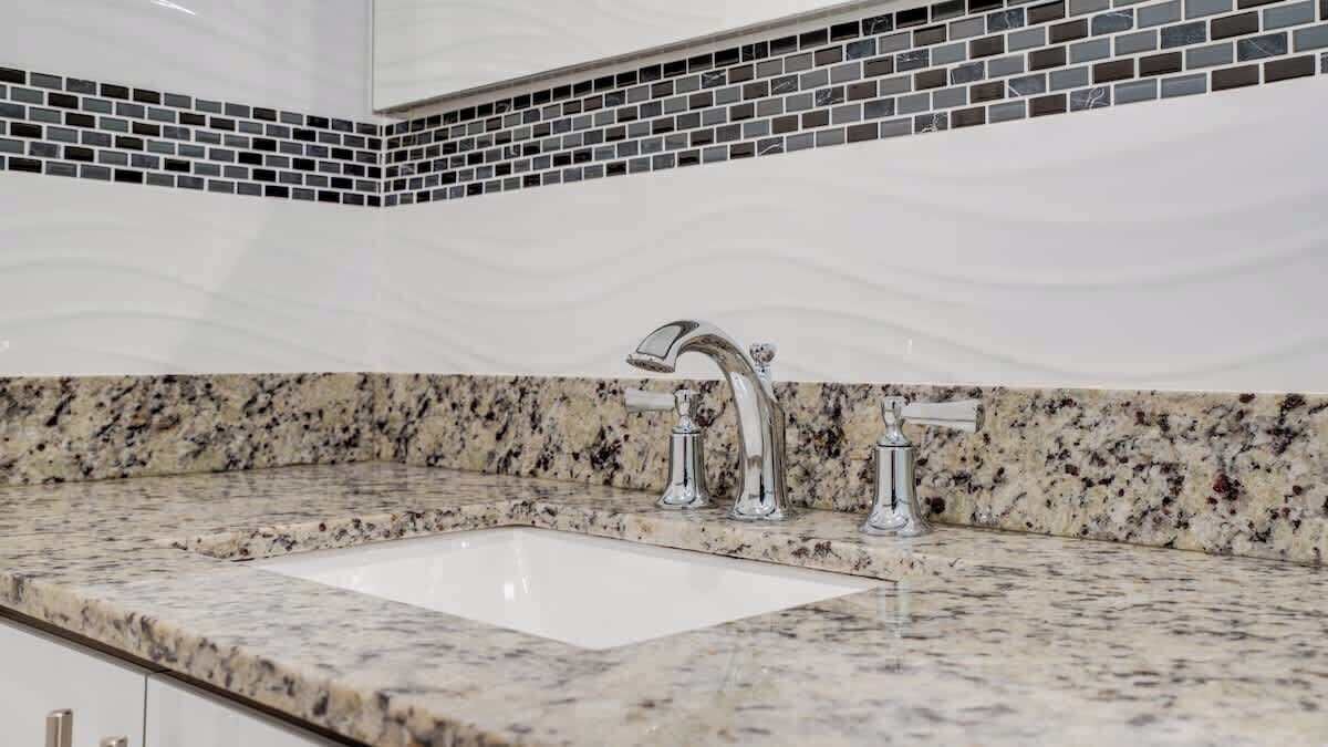 Photo of Bathroom in Boulevard Heights