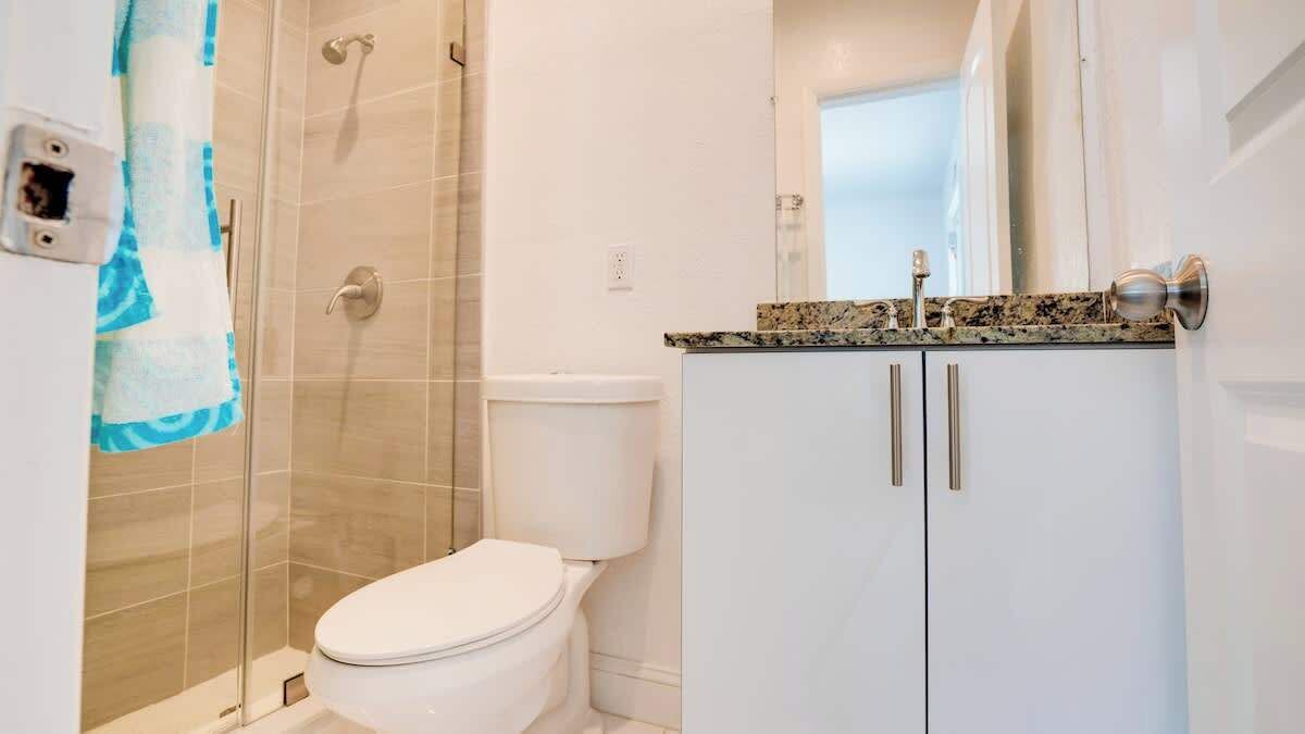 Photo of Bathroom in Boulevard Heights