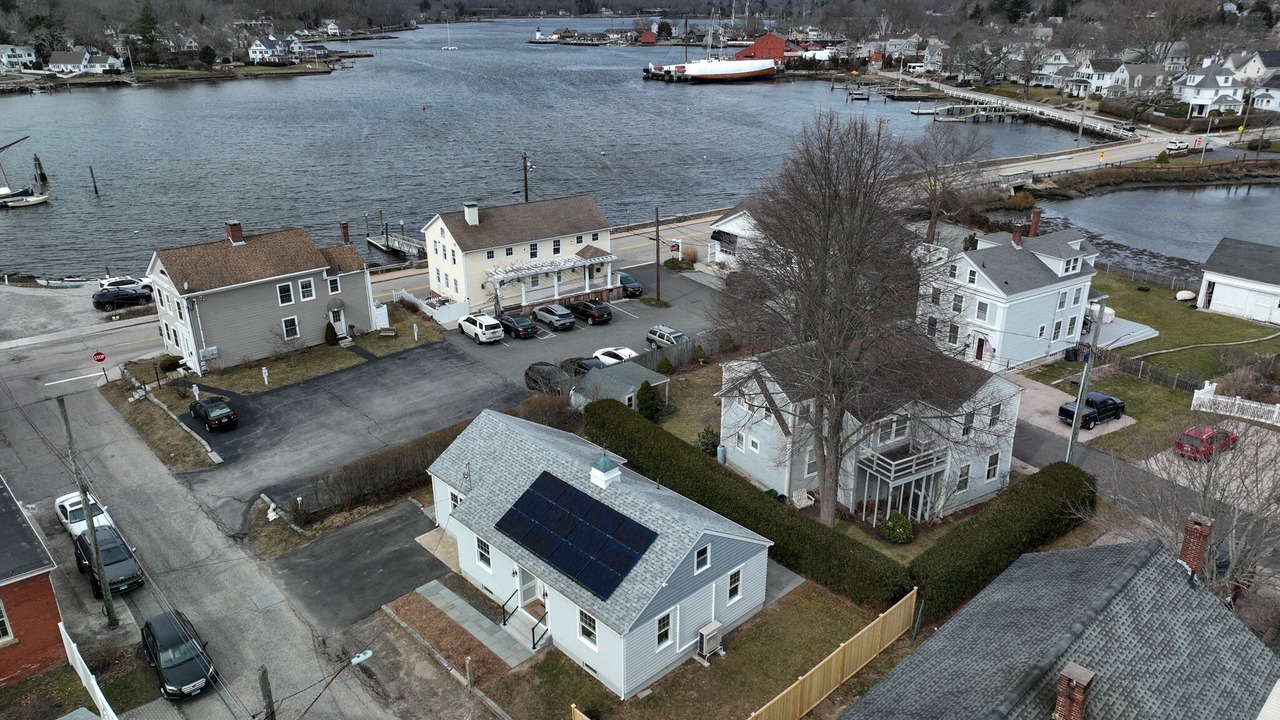 Photo of Outdoor in Mystic - New London