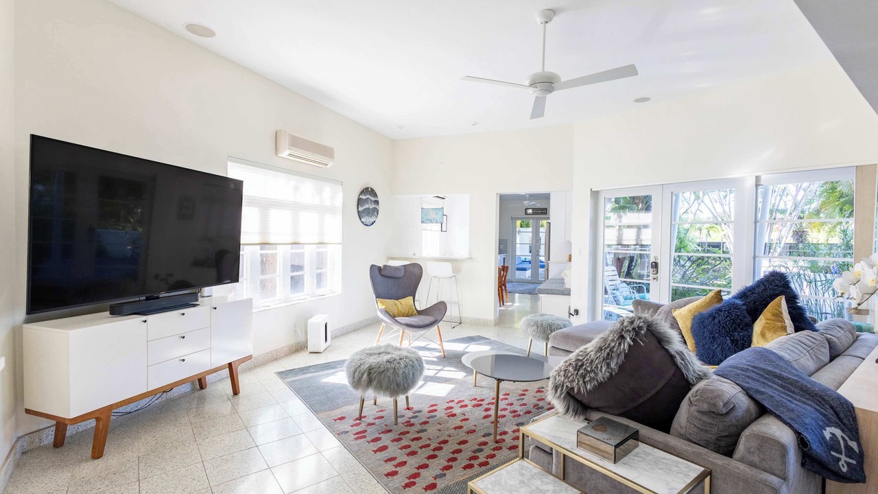Photo of Livingroom in New Town