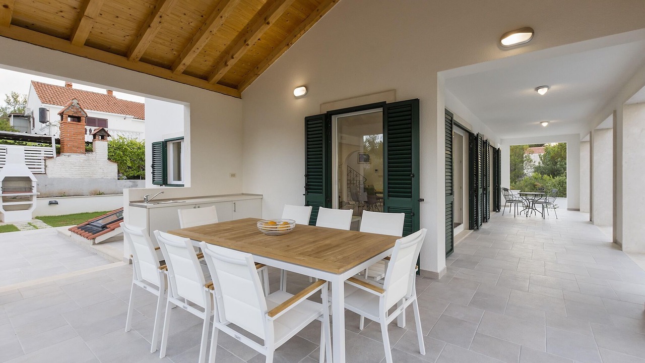 Photo of Patio Balcony in Cove Makarac (Milna)