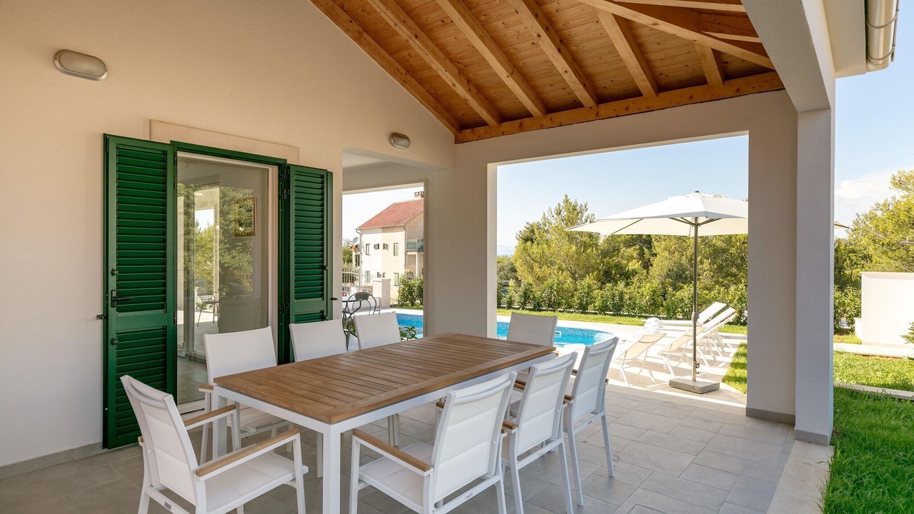 Photo of Patio Balcony in Cove Makarac (Milna)