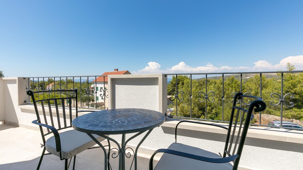Photo of Patio Balcony in Cove Makarac (Milna)