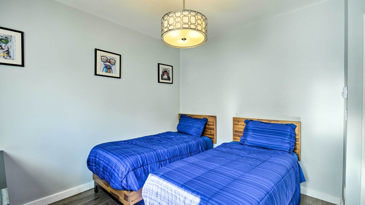 Photo of Others in West Hills