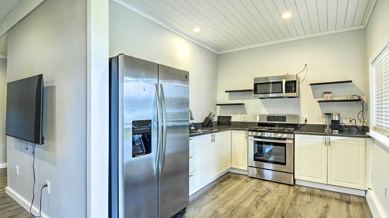 Photo of Others in West Hills