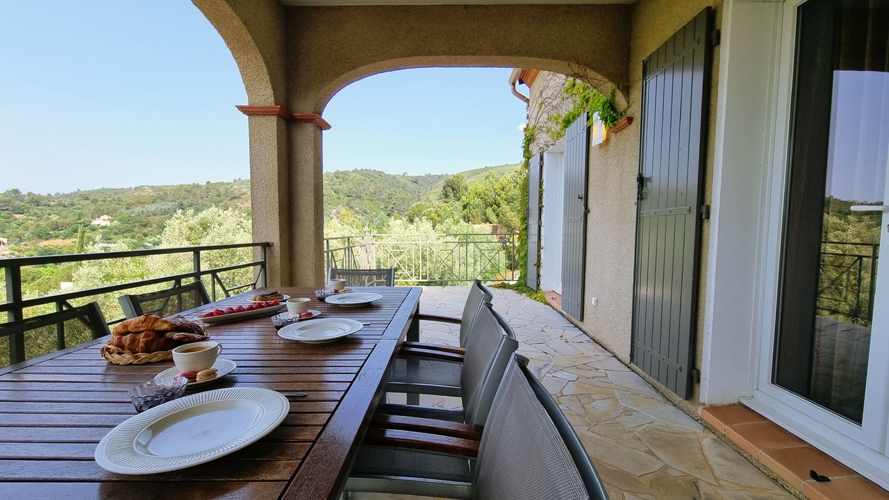 Photo of Patio Balcony in Caunes-Minervois