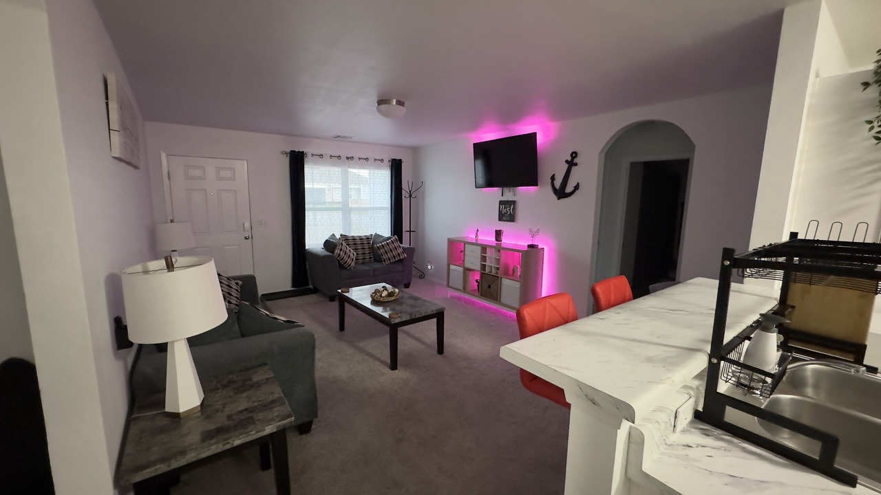 Photo of Livingroom in Broken Arrow