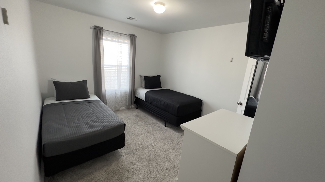 Photo of Bedroom in Broken Arrow