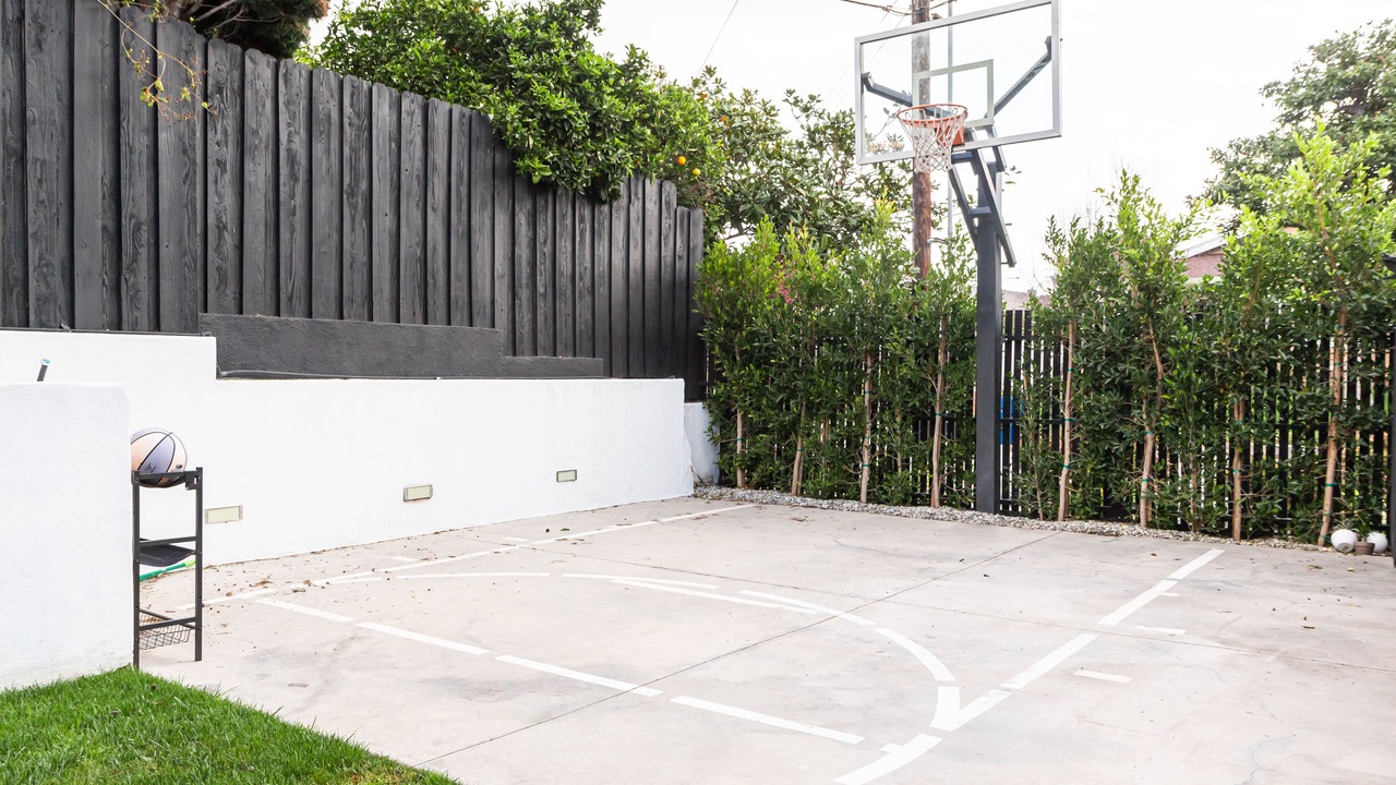 Photo of Others in Mar Vista