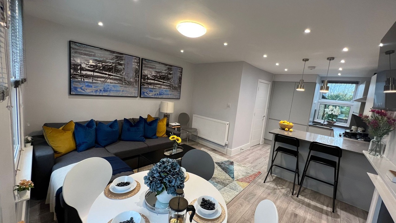 Photo of Livingroom in North Finchley