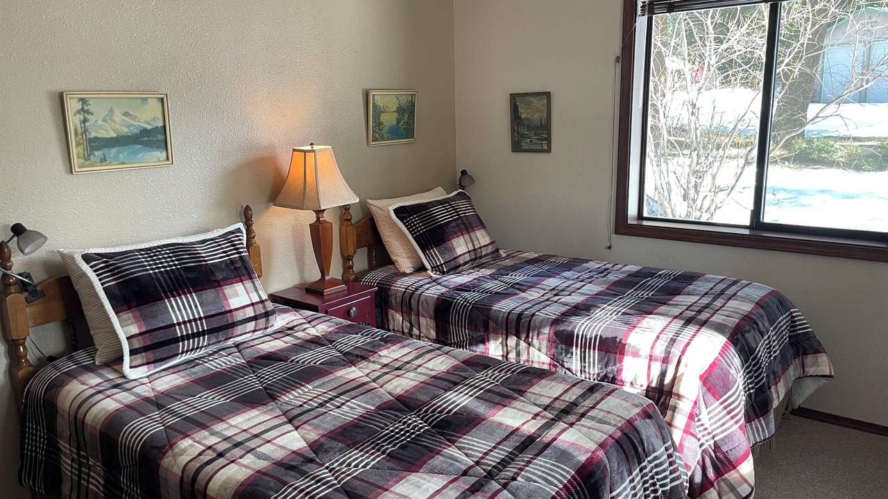 Photo of Bedroom in Plain