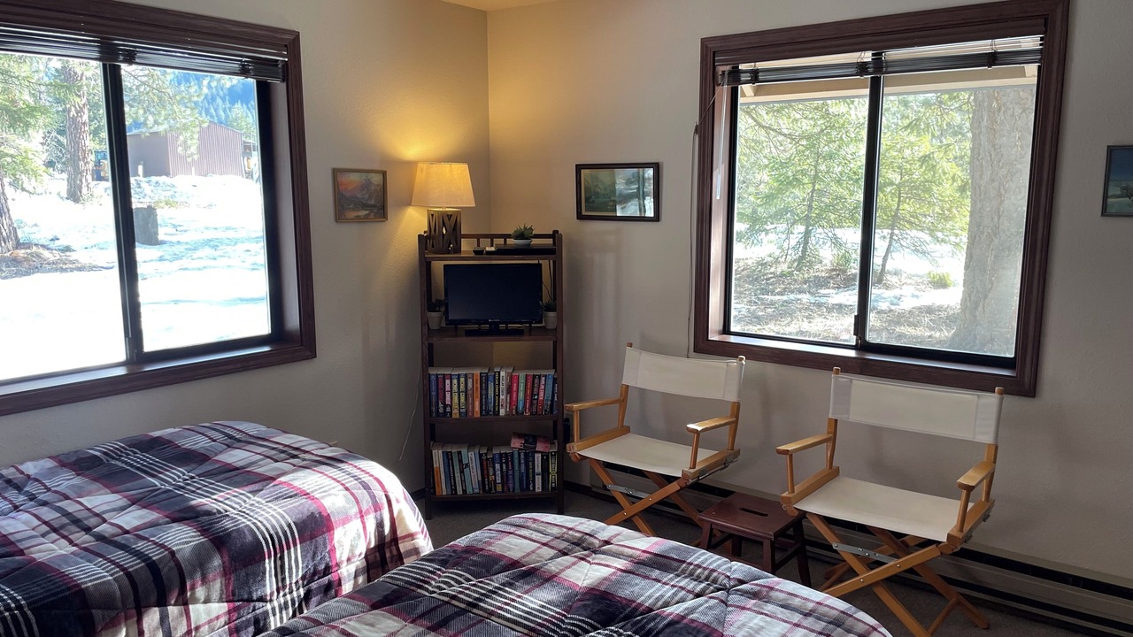 Photo of Bedroom in Plain