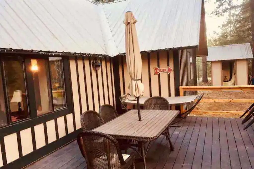 Photo of Outdoor in Plain