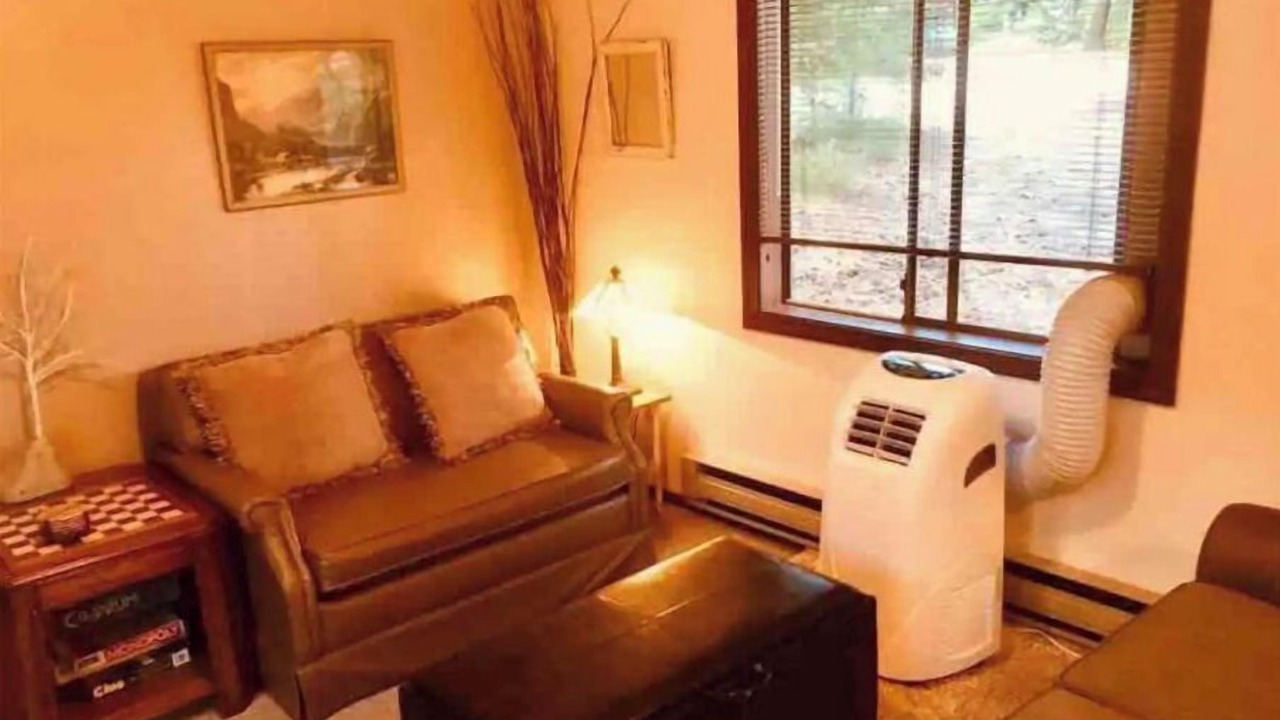 Photo of Livingroom in Plain