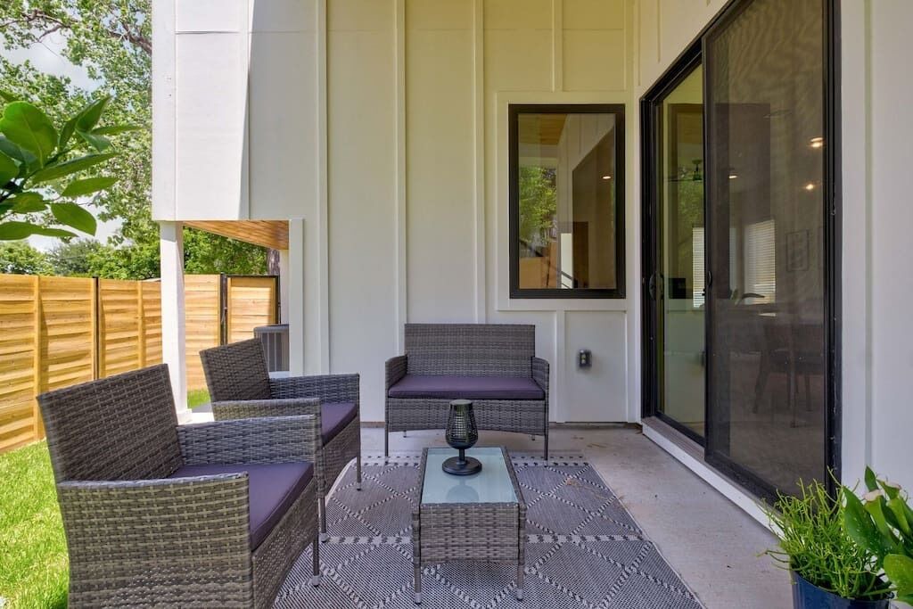 Photo of Patio Balcony in Riverside