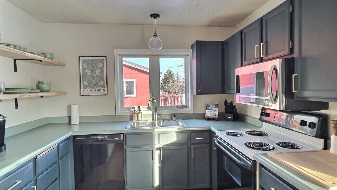Photo of Kitchen in Valdez