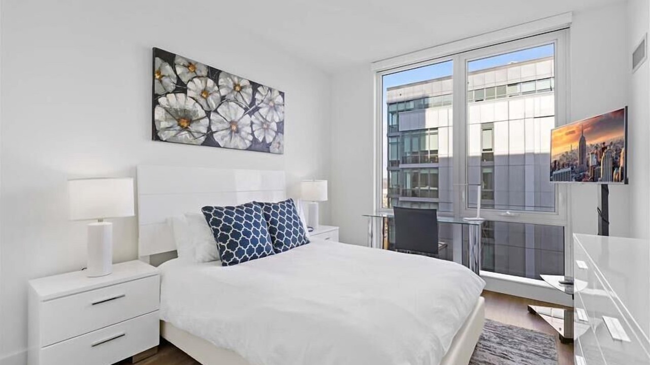 Photo of Others in White Plains