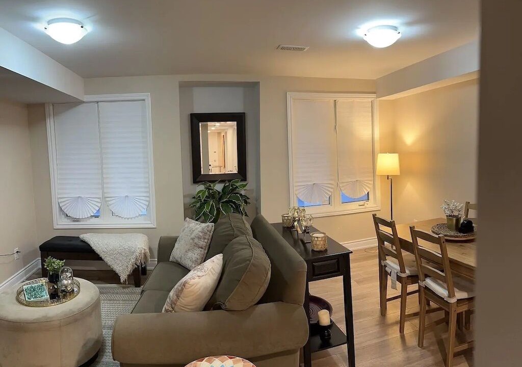 Photo of Livingroom in Milton