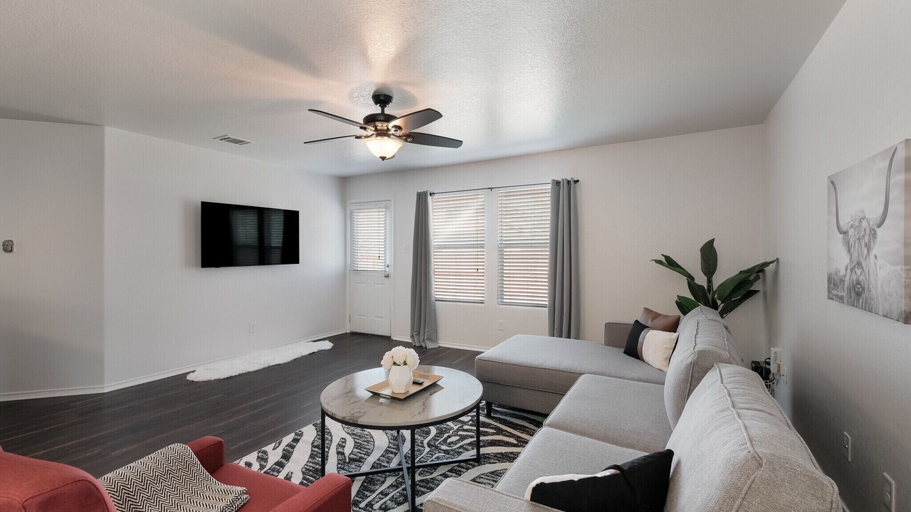 Photo of Livingroom in Selma