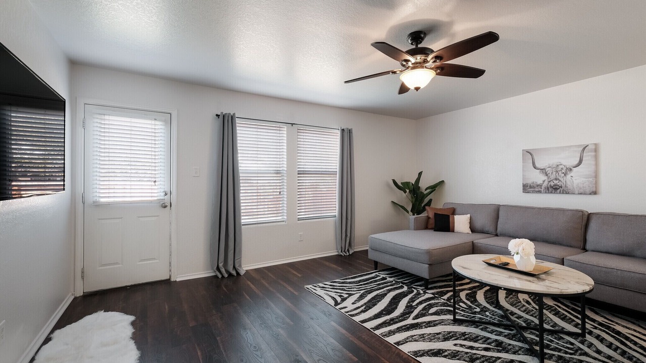 Photo of Livingroom in Selma