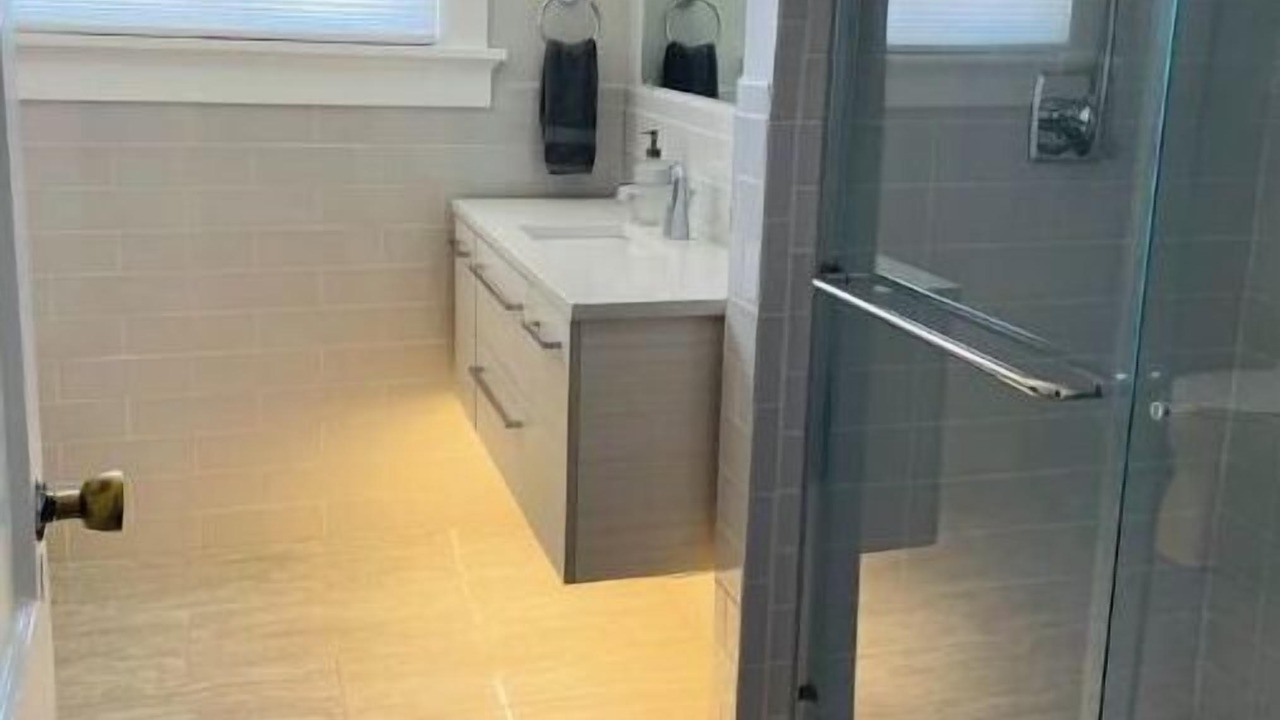 Photo of Bathroom in Washington