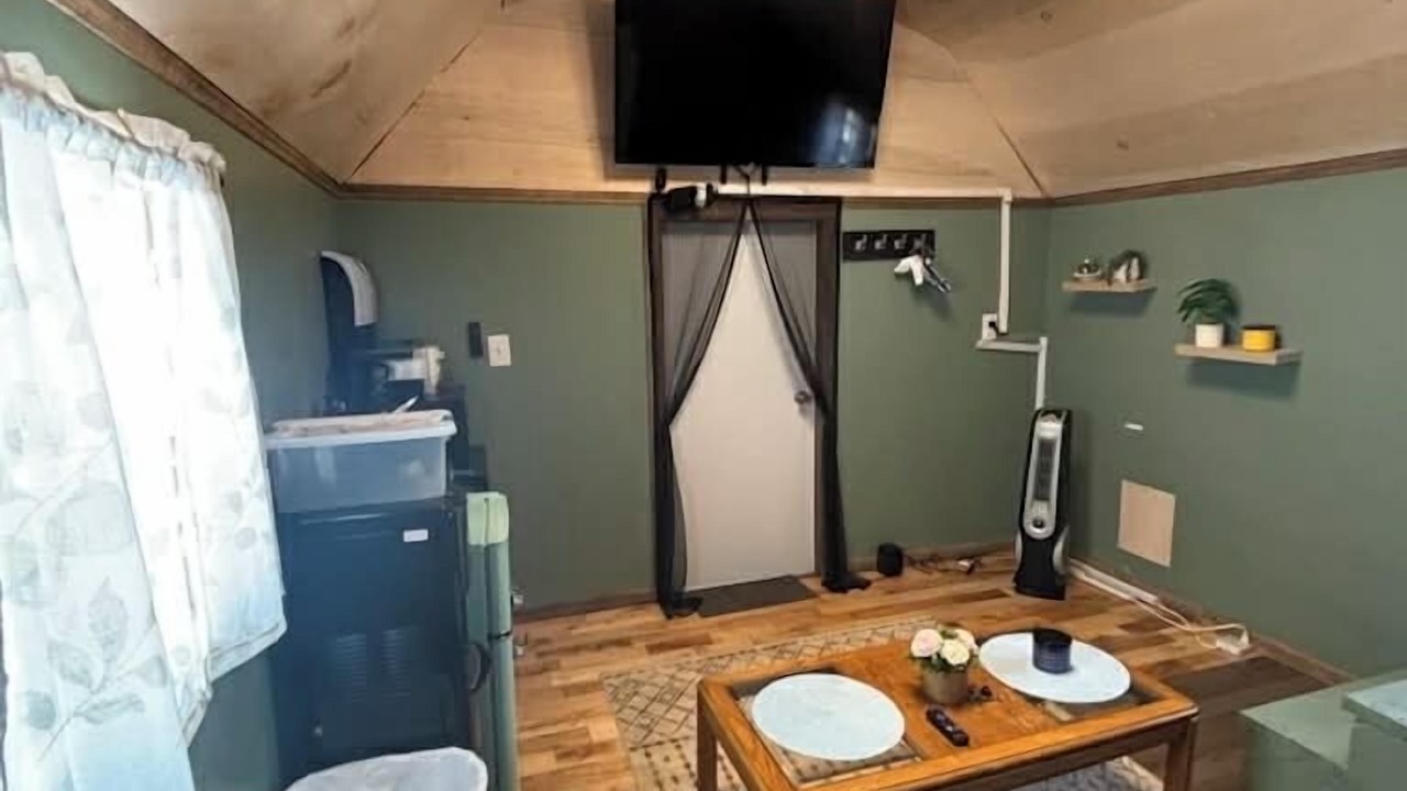Photo of Bedroom in Mountain City
