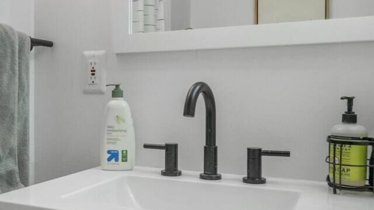 Photo of Bathroom in Lansing