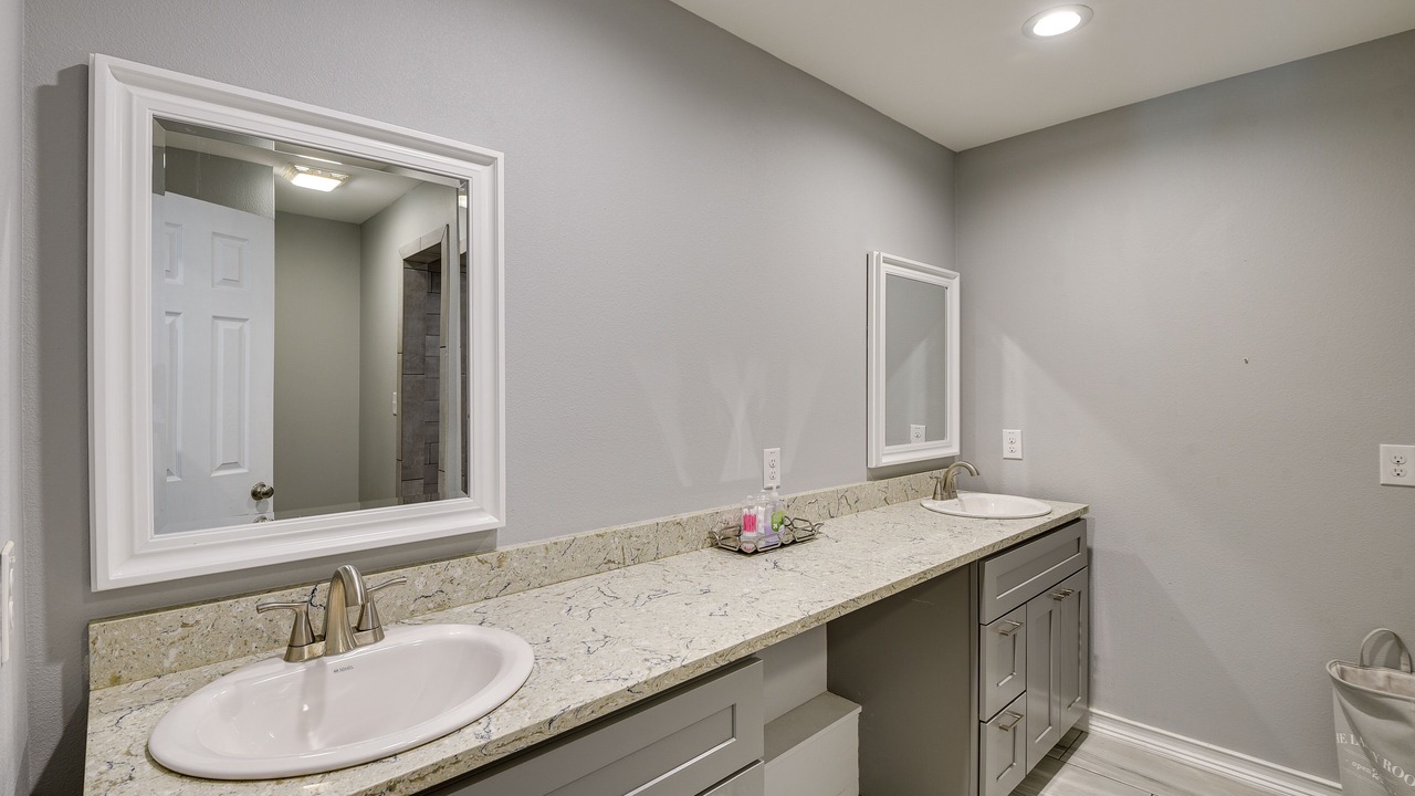 Photo of Bathroom in Flower Mound