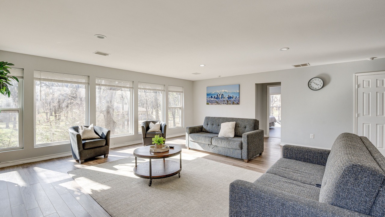 Photo of Livingroom in Flower Mound