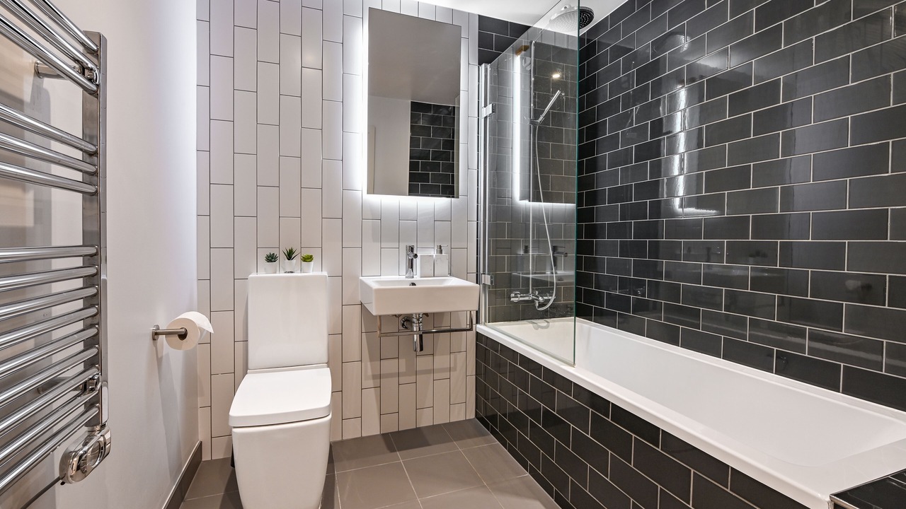 Photo of Bathroom in Docklands