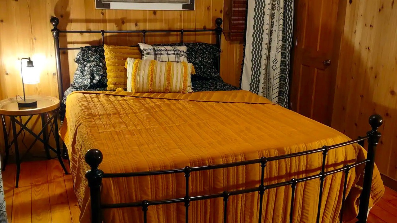 Photo of Bedroom in Madison County