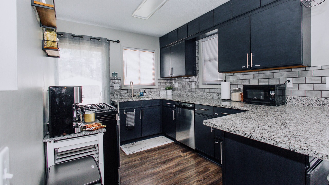Photo of Kitchen in Macalester - Groveland
