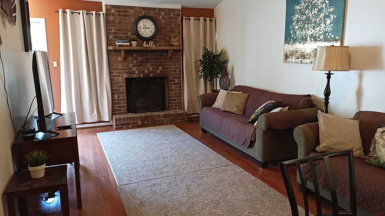 Photo of Livingroom in Jacksonville