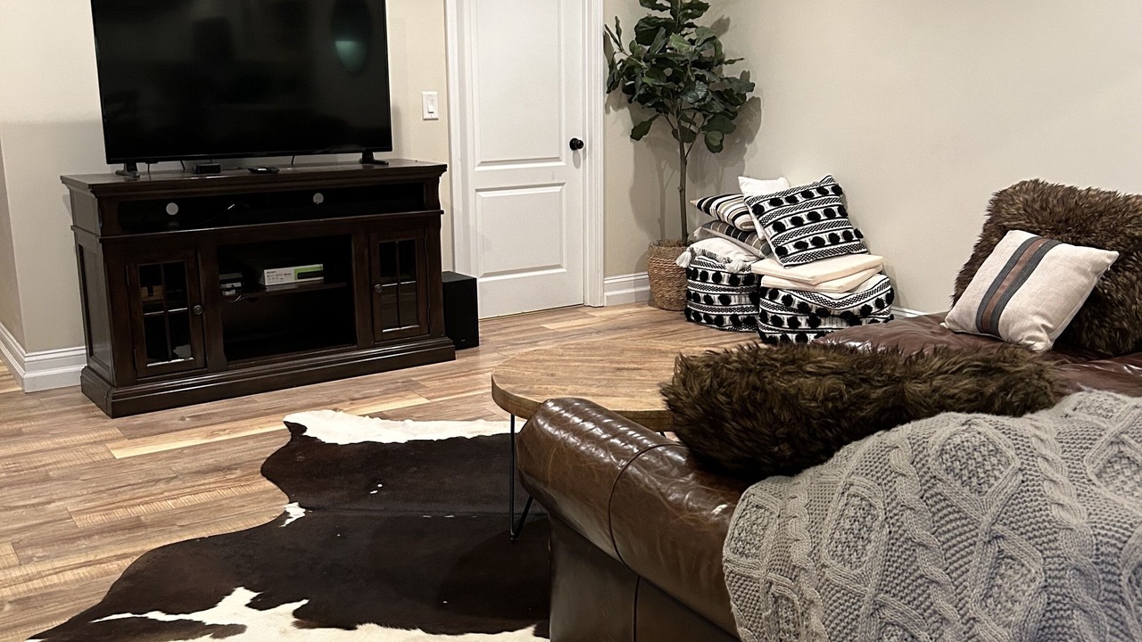 Photo of Livingroom in Van Buren