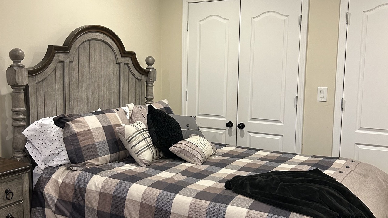 Photo of Bedroom in Van Buren