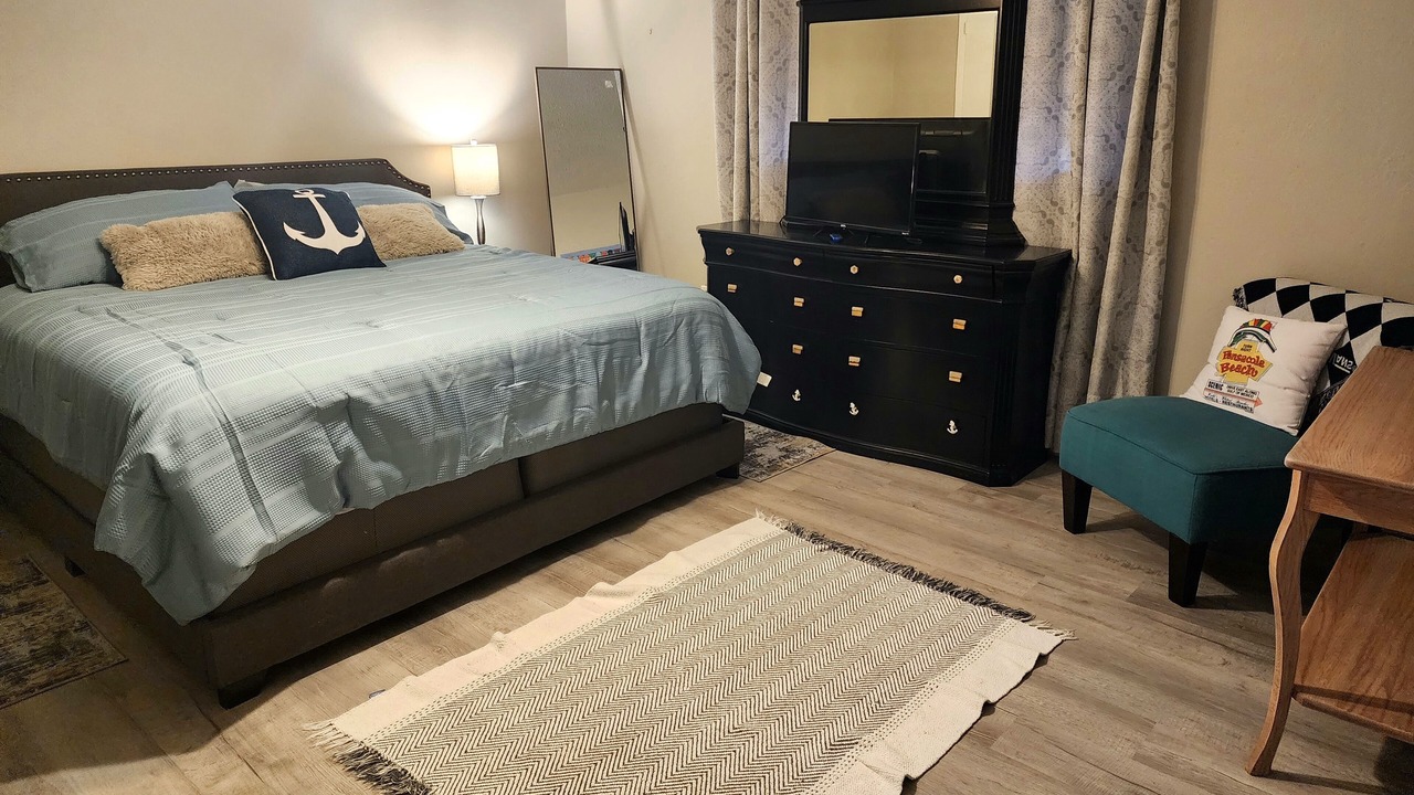Photo of Bedroom in Texas City