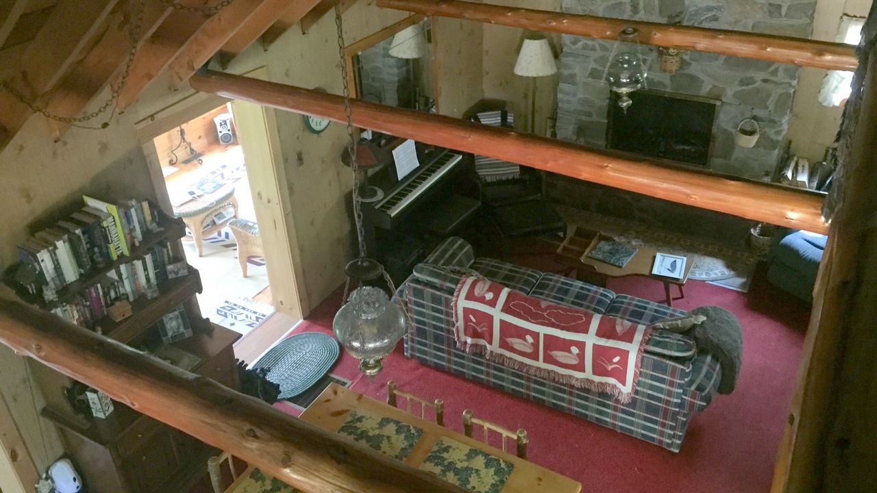 Photo of Livingroom in Adirondack