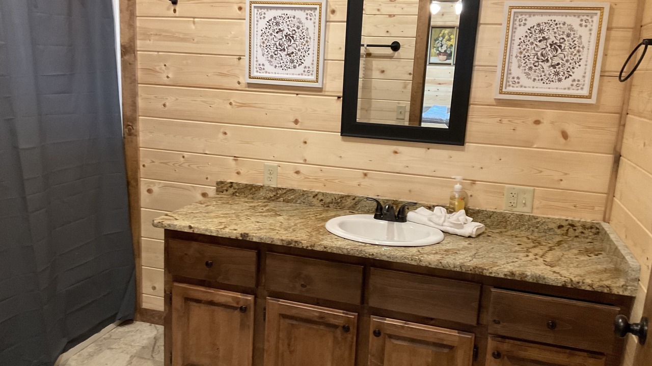Photo of Bathroom in Smithville