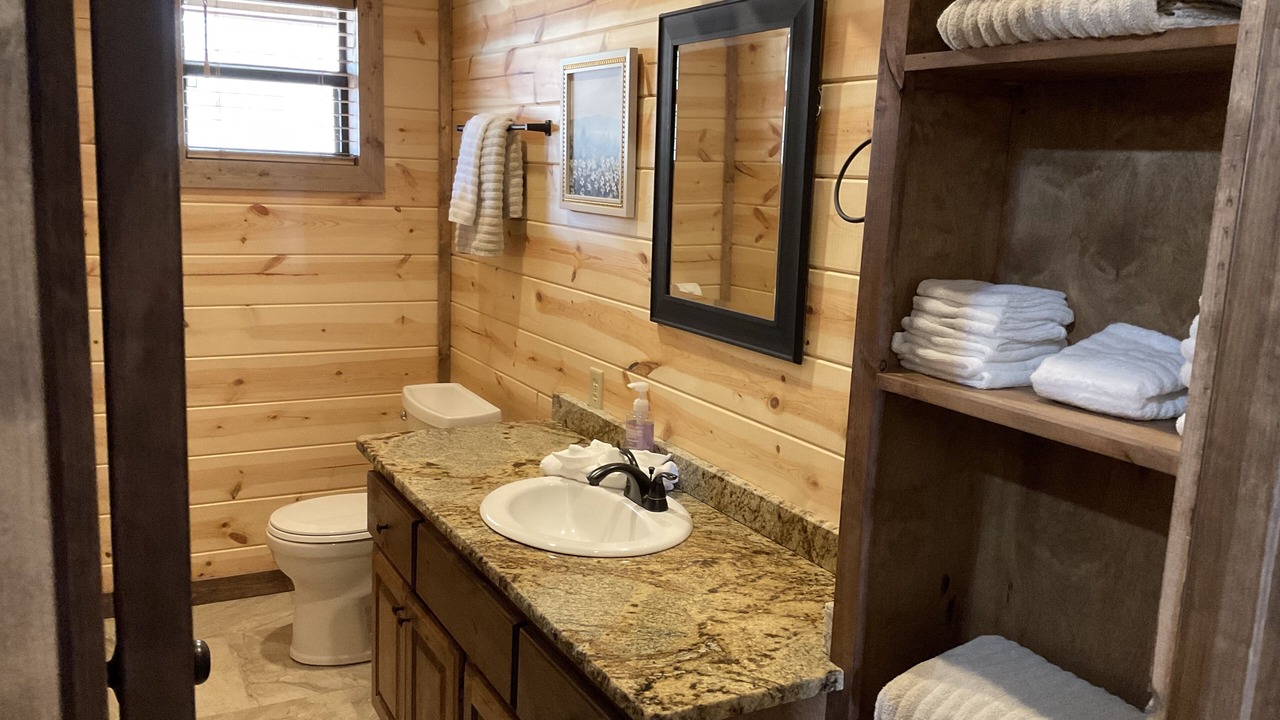 Photo of Bathroom in Smithville