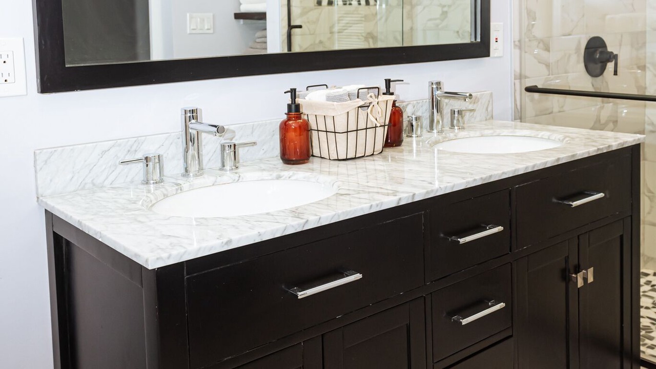 Photo of Bathroom in Tower Grove South