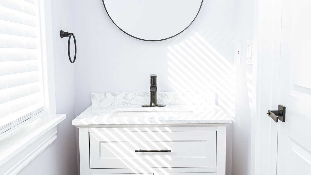 Photo of Bathroom in Tower Grove South