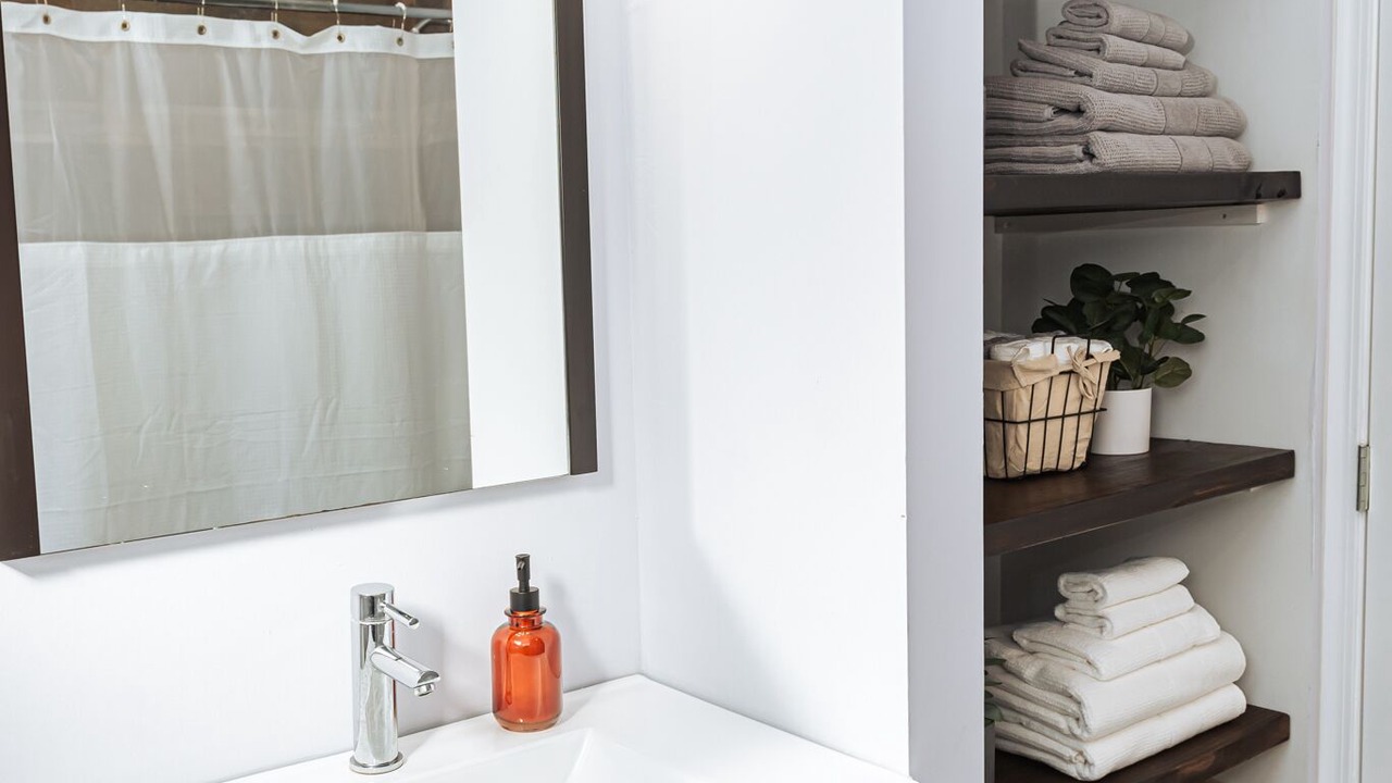 Photo of Bathroom in Tower Grove South