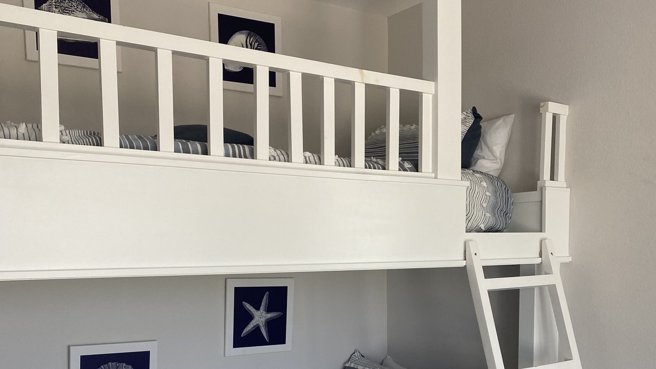 Photo of Bedroom in Pointe San Luis