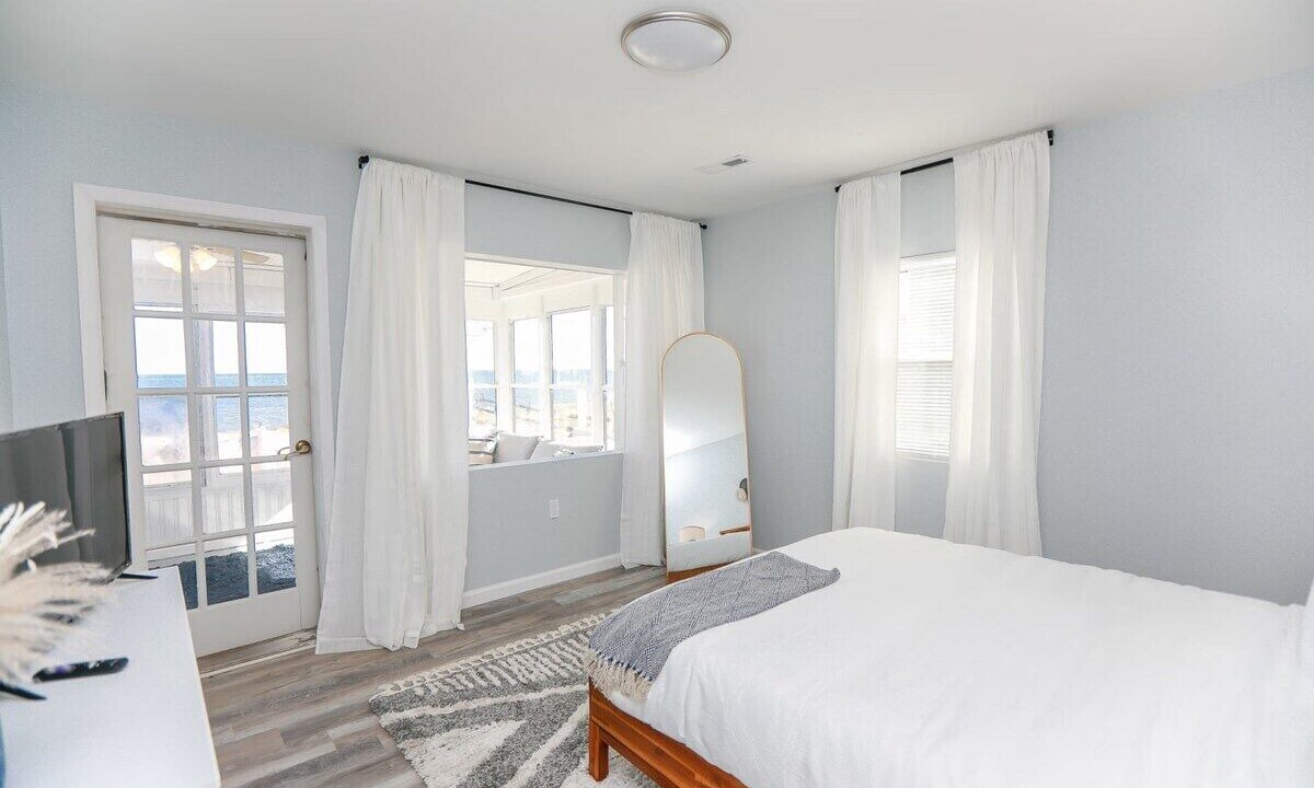 Photo of Bedroom in Fox Hill - Grandview